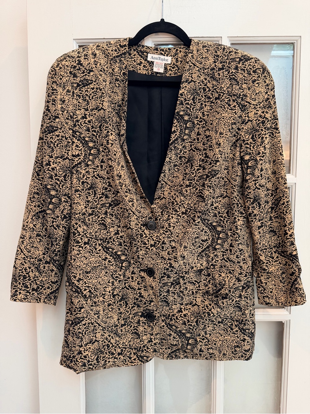 Vintage Ann Taylor Chic 80’s Black Gold Silk Paisley Blazer Jacket Size 4